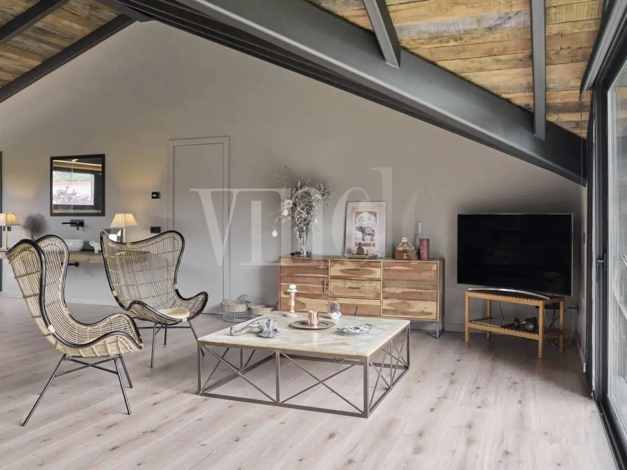 Sala d'estar de Casa o xalet en venda en Puigcerdà amb Calefacció, Jardí privat i Parquet