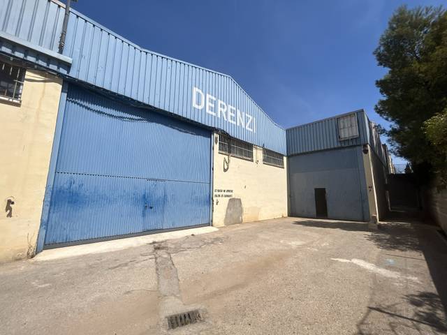 Nave industrial en Alquiler en Carrer Vila de Madrid, 42 en Fuente del Jarro