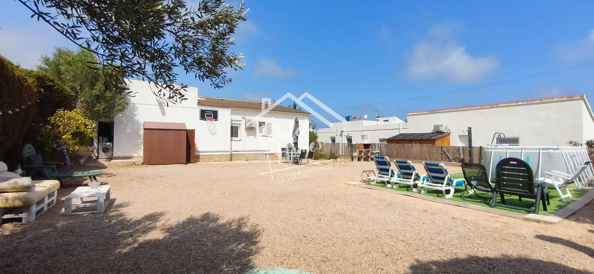 Vista exterior de Casa o xalet en venda en L'Ametlla de Mar  amb Aire condicionat, Calefacció i Jardí privat
