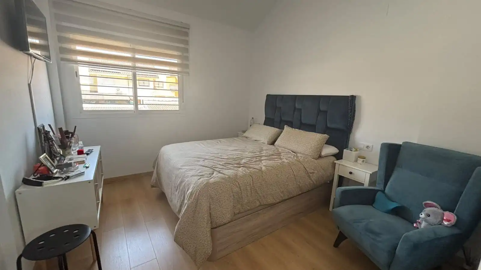 Dormitori de Casa adosada en venda en Huévar del Aljarafe amb Aire condicionat, Traster i Alarma