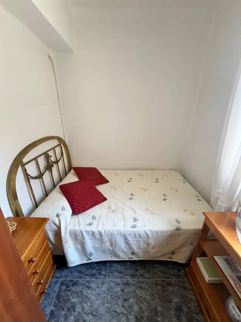 Bedroom of Flat for sale in Sagunto / Sagunt  with Air Conditioner, Heating and Balcony