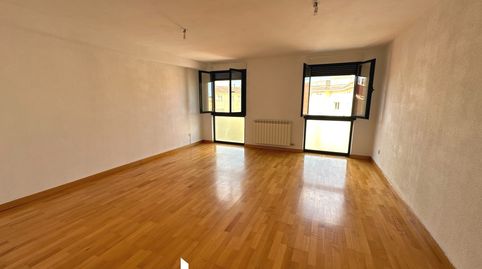 Foto 2 de Piso en venta en Villares de la Reina, Salamanca
