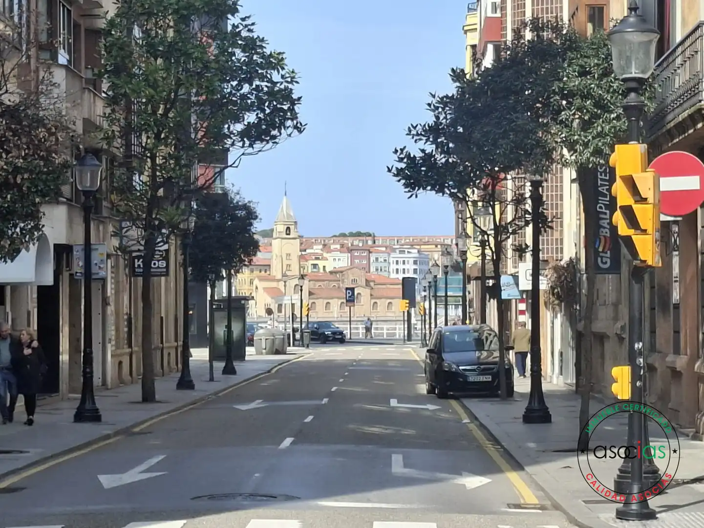 Vista exterior de Pis en venda en Gijón  amb Calefacció, Parquet i Terrassa