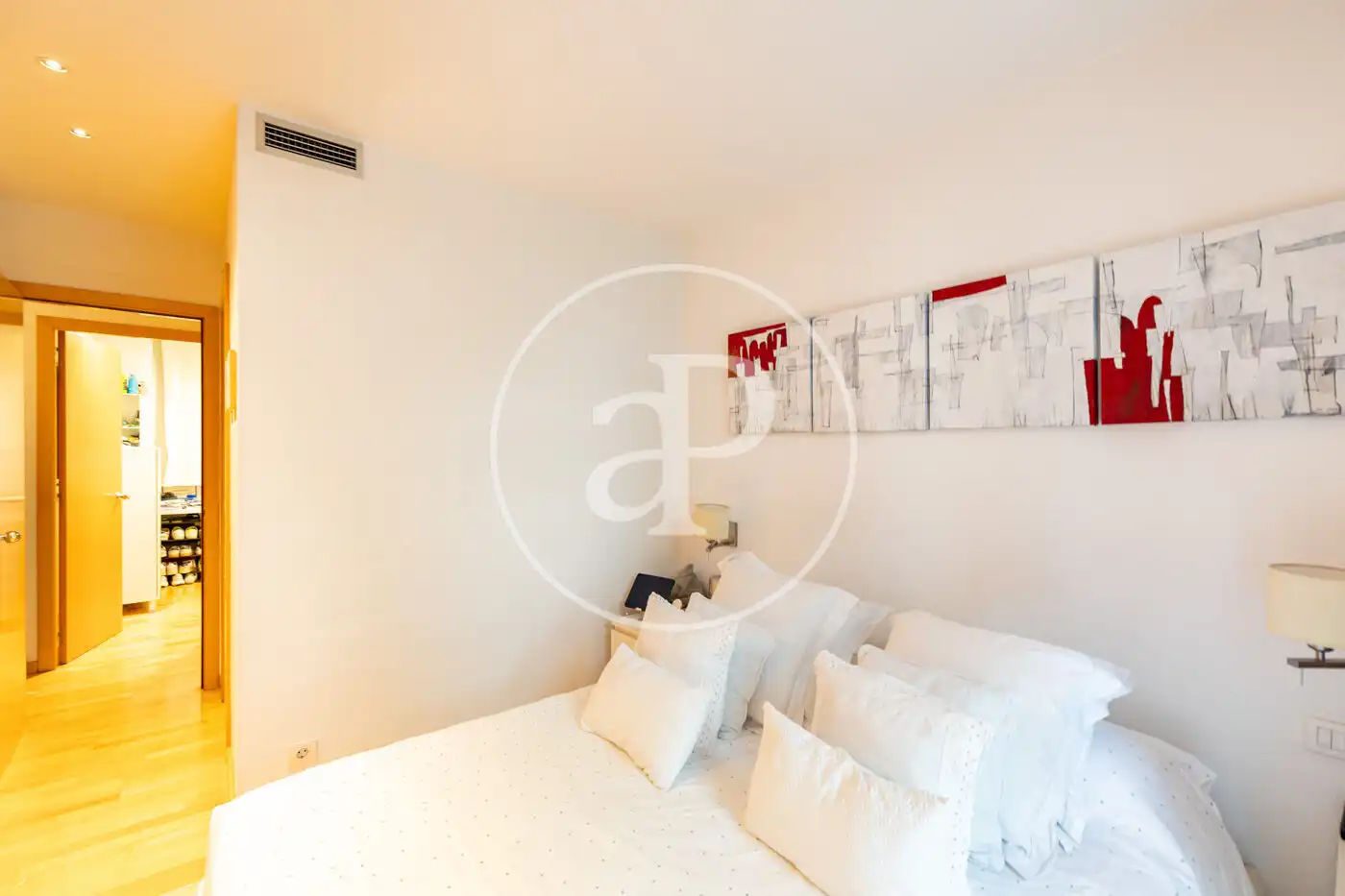 Bedroom of Flat for sale in Barcelona  with Air Conditioner, Heating and Terrace