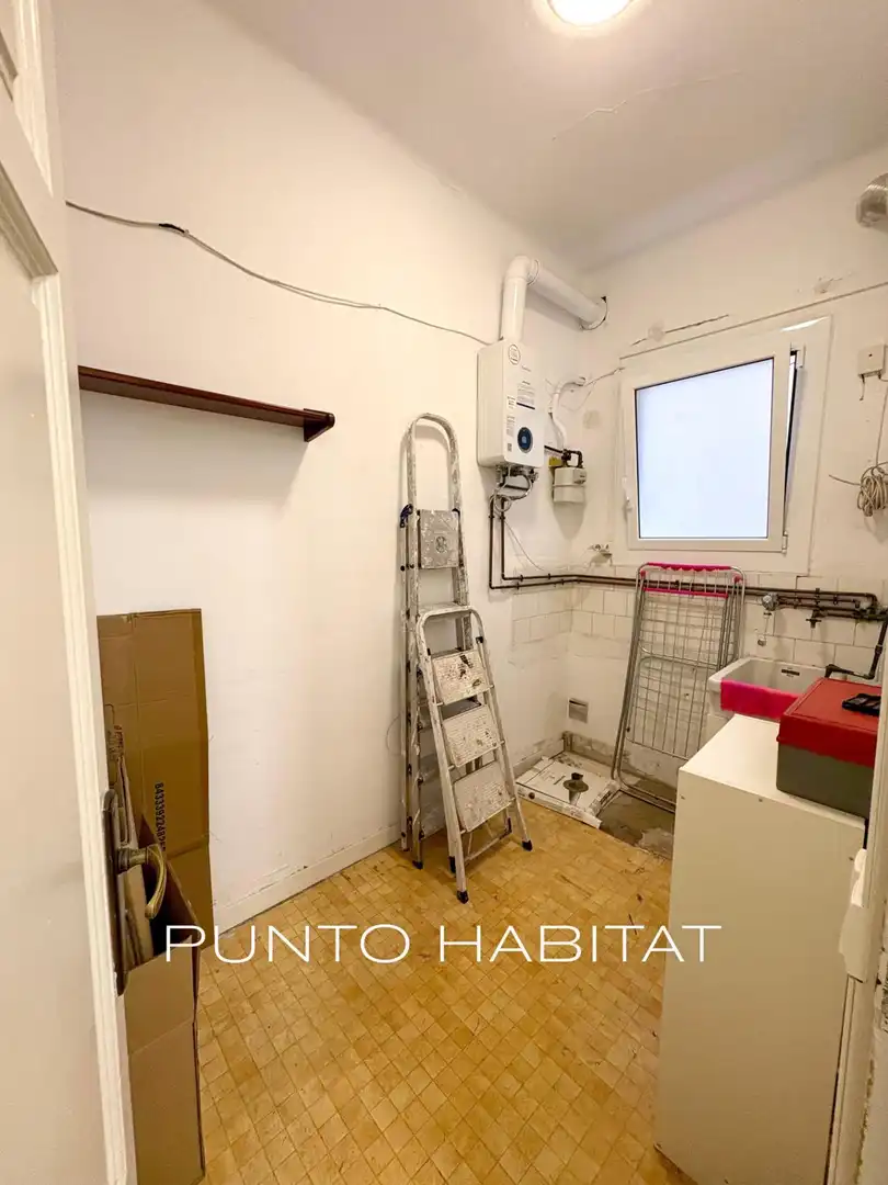 Piso en venta en Barcelona con Aire acondicionado, Parquet y Trastero