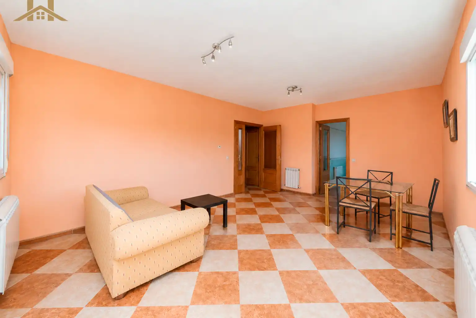 Wohnzimmer von Haus oder Chalet zum Verkauf in Santa Cruz del Retamar mit Klimaanlage, Heizung und Privatgarten