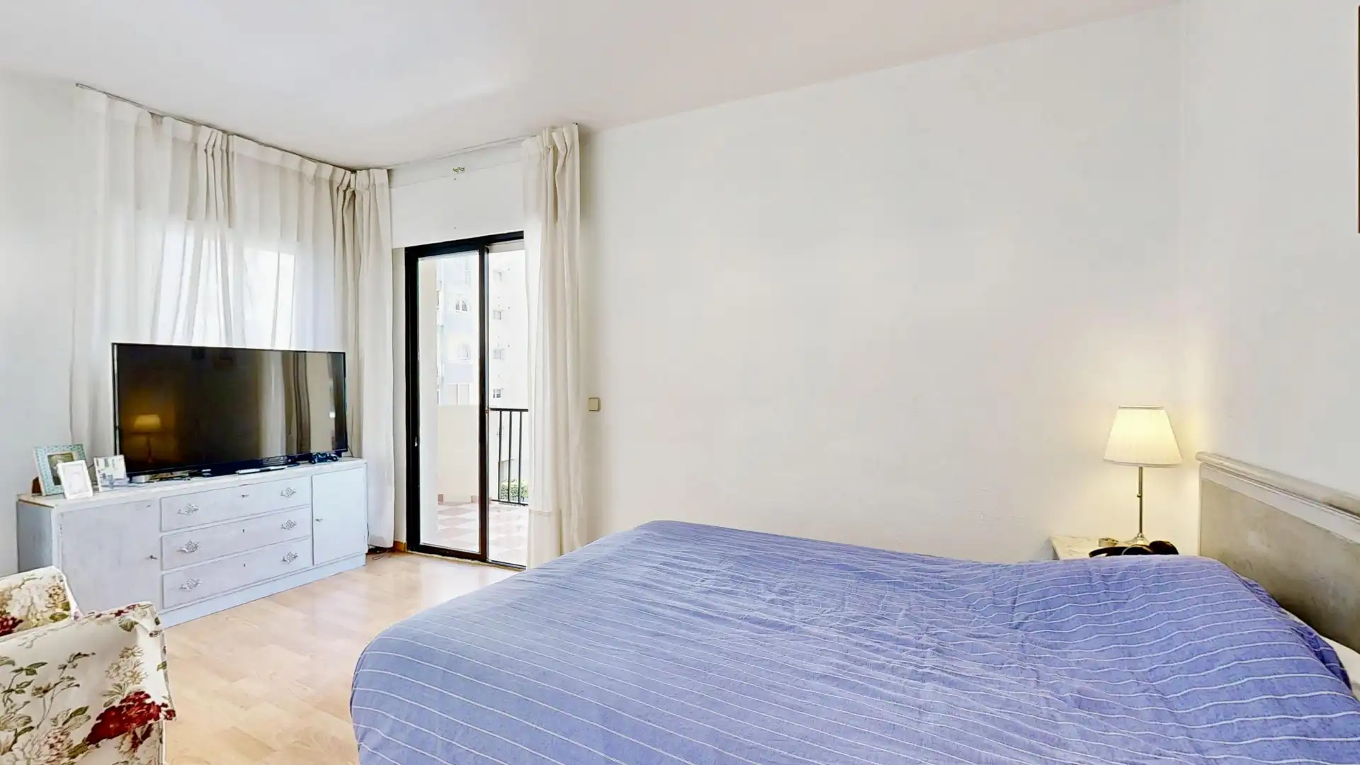 Bedroom of Apartments for sale in Fuengirola  with Parquet flooring and Balcony