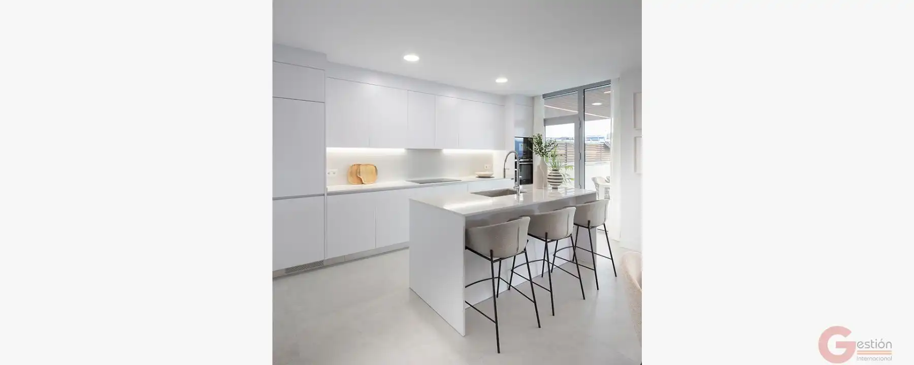 Villa con piscina in vendita a Río Real - Los Monteros, imagen 3