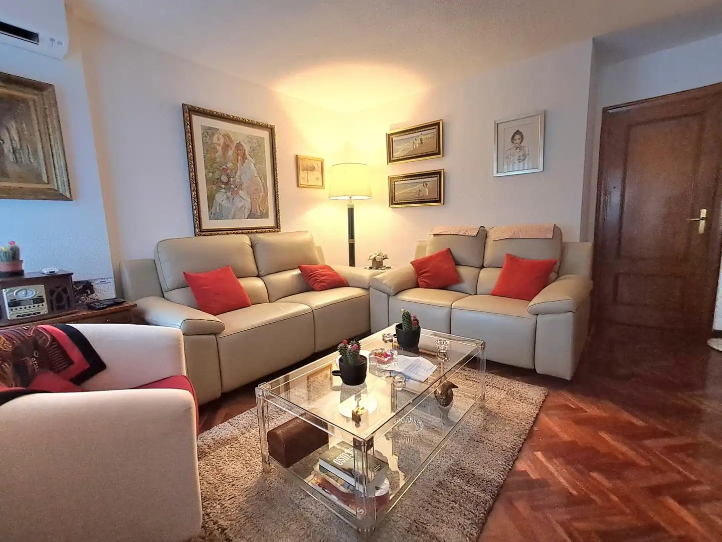 Living room of Flat for sale in Madrid  with Air Conditioner, Heating and Private garden