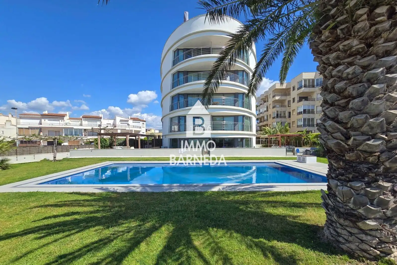 Exterior view of Flat for sale in Roses  with Air Conditioner, Heating and Terrace