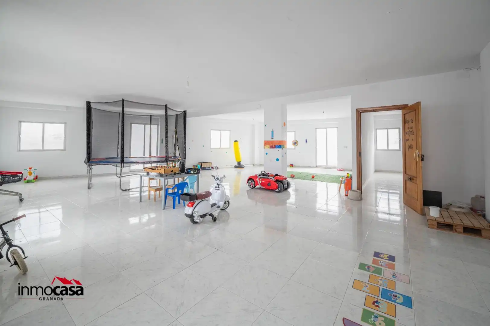 Edificio en venta en Dehesas Viejas
