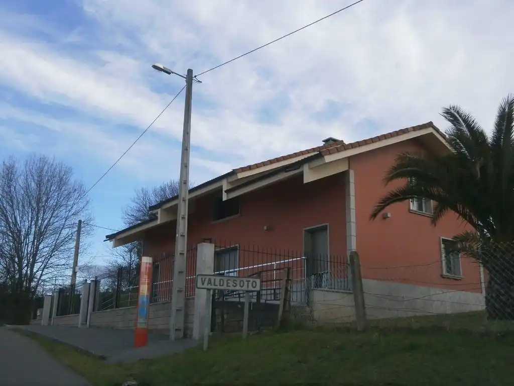 Vista exterior de Casa o chalet en venta en Siero