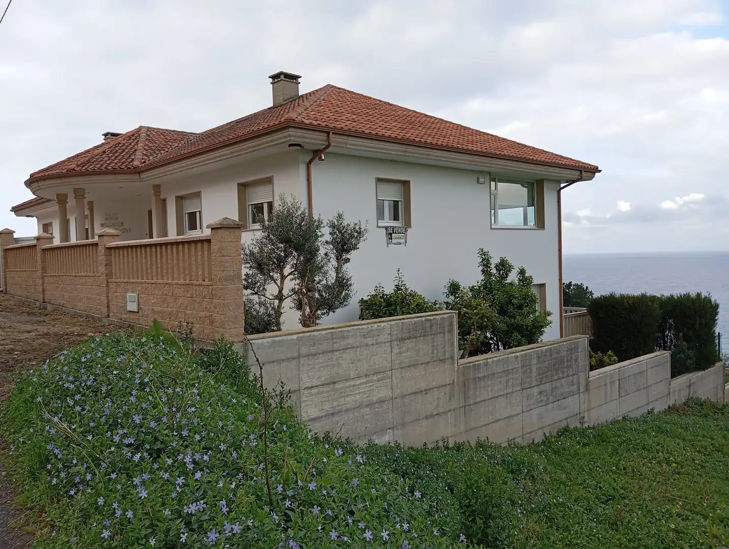 Exterior view of Houses for sale in Carballo  with Heating, Furnished and Oven