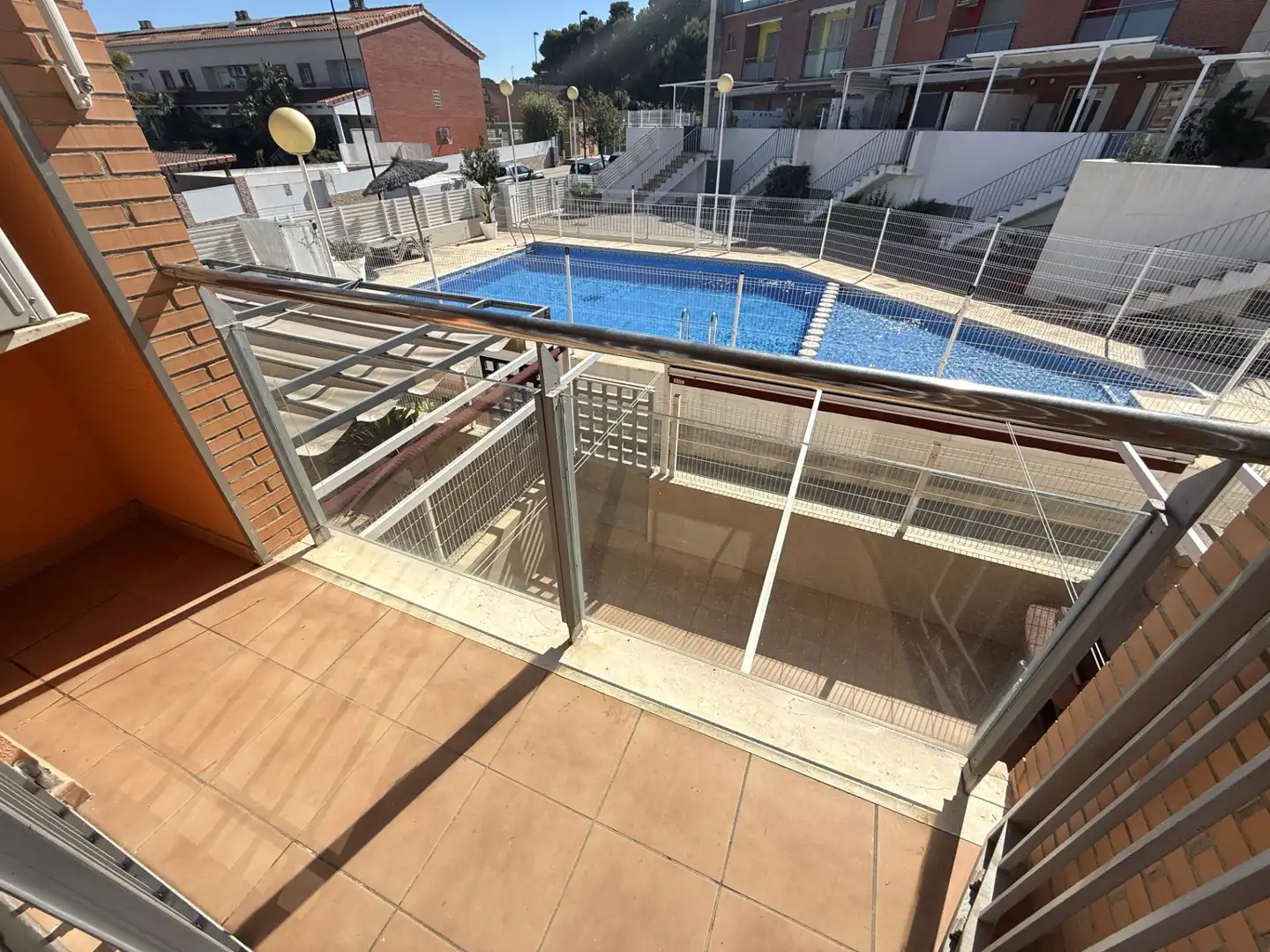 Piscina de Casa adosada en venda en Torrent amb Terrassa, Balcó i Piscina comunitària