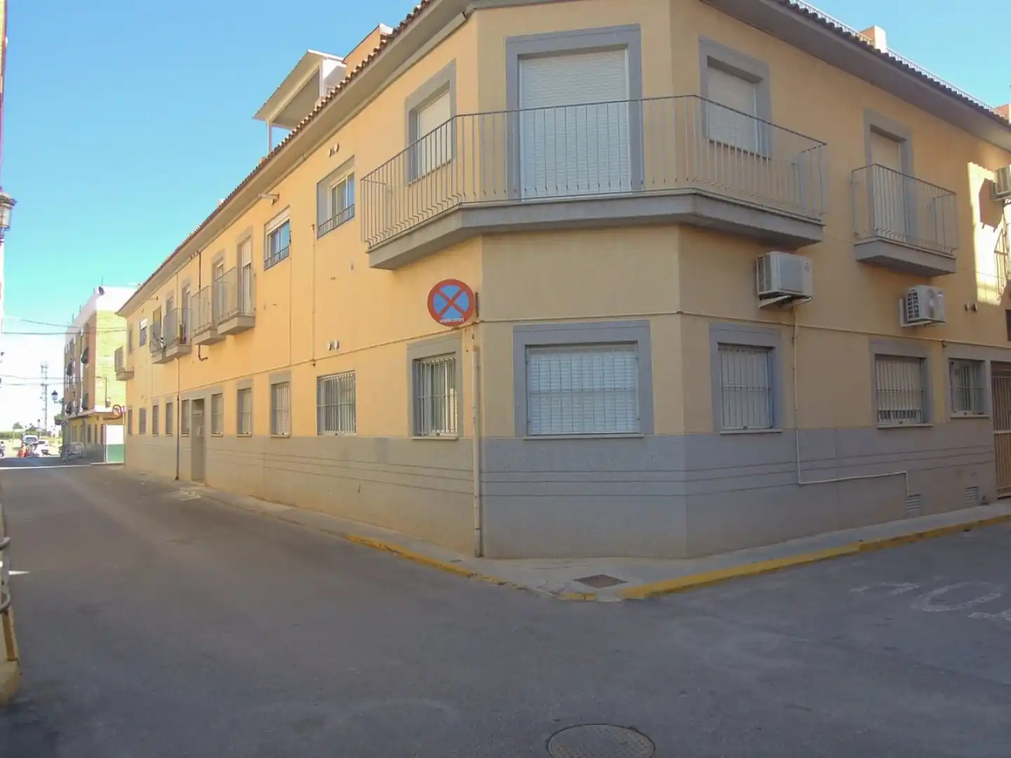 Vista exterior de Pis en venda en Rafelbuñol / Rafelbunyol amb Aire condicionat