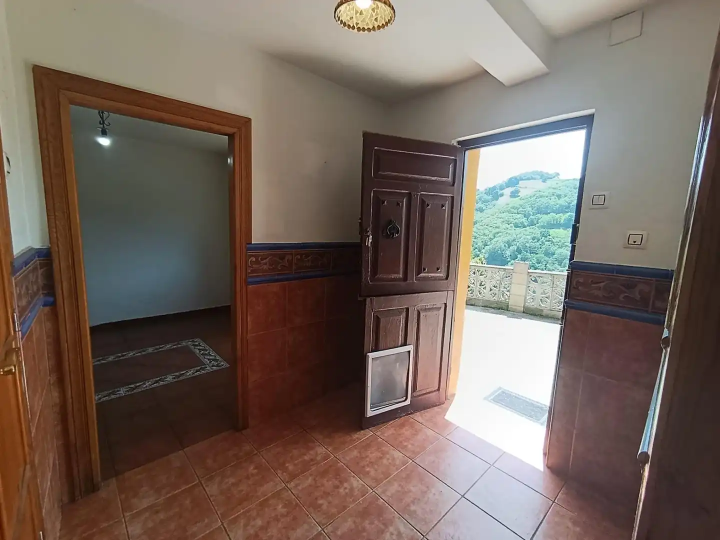 Country house zum Verkauf in San Martín del Rey Aurelio mit Balkon