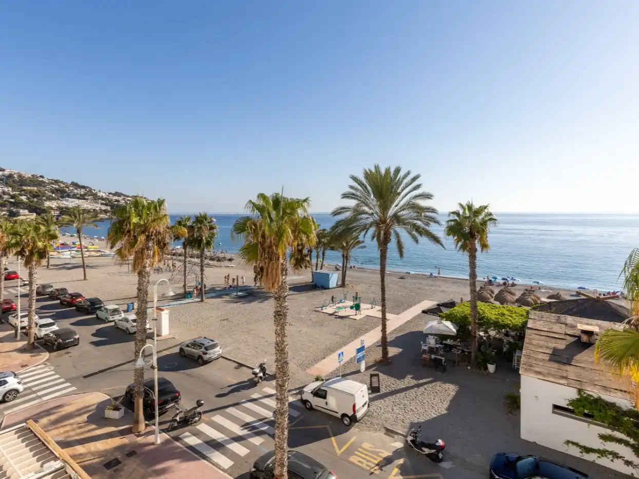 Exterior view of Flat for rent in La Herradura