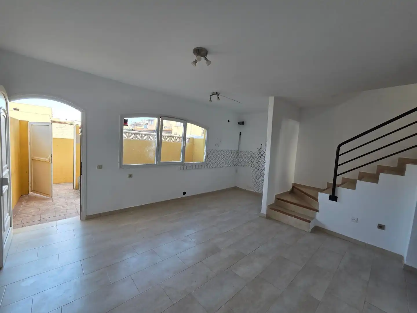 Maisonette zum Verkauf in Pájara mit Terrasse