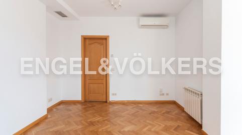 Photo 5 of Flat for rent in San Juan Bautista,  Madrid Capital