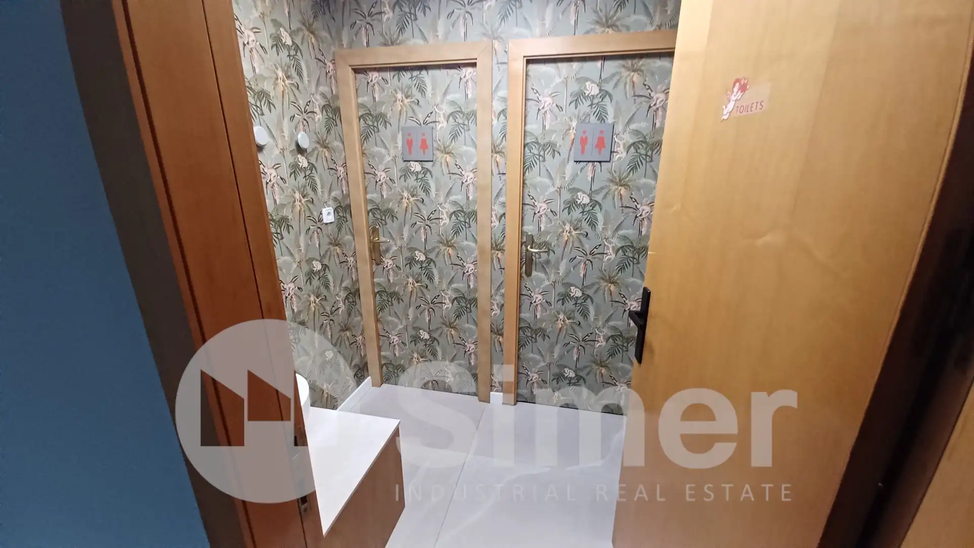 Bedroom of Industrial buildings for sale in Sabadell