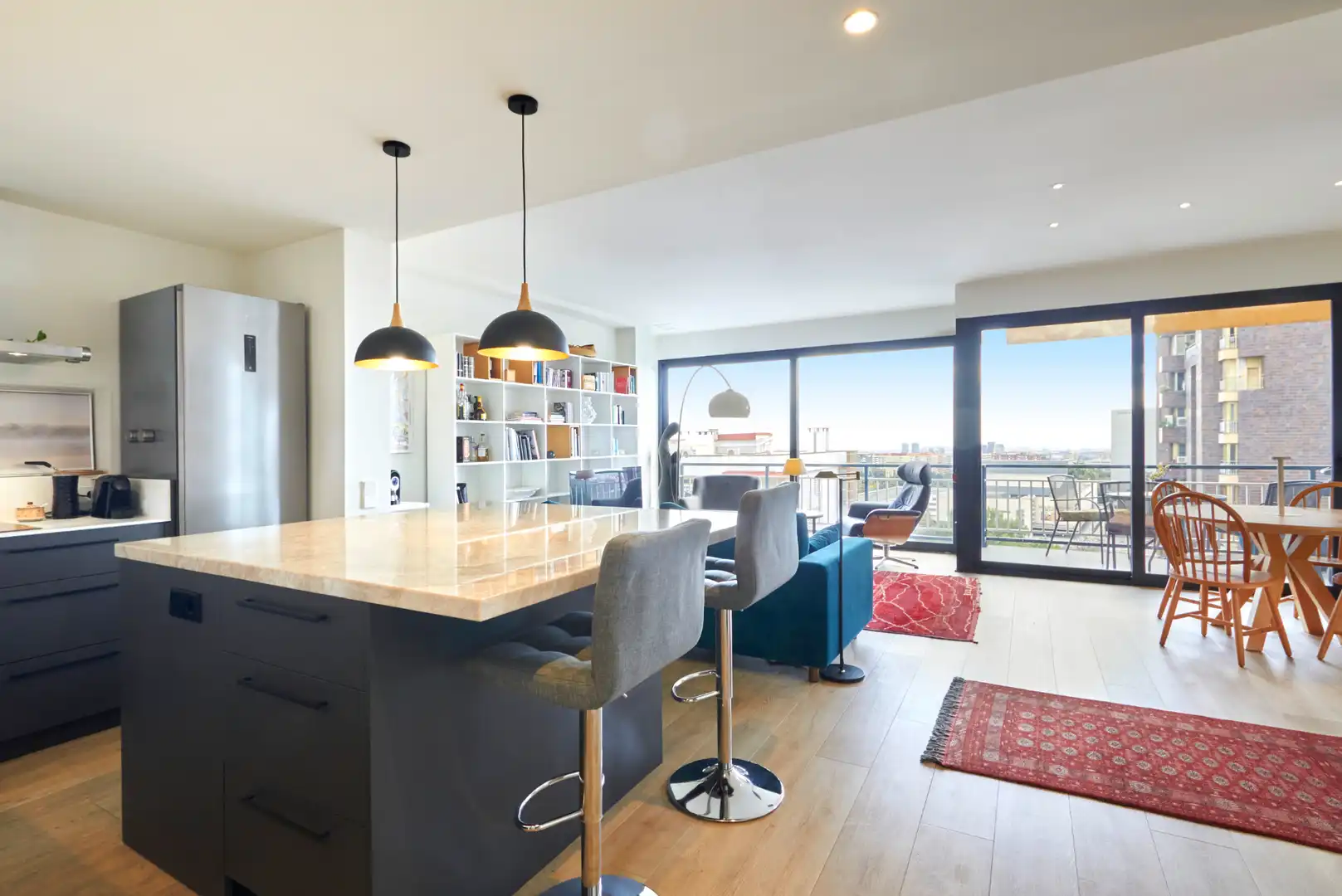 Küche von Wohnung zum Verkauf in Barcelona mit Klimaanlage, Heizung und Parkett