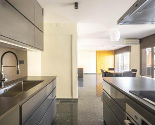 Cuina de Pis en venda en Terrassa amb Aire condicionat, Calefacció i Terrassa