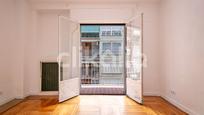 Flat for sale in  Madrid Capital  with Air Conditioner, Heating and Terrace