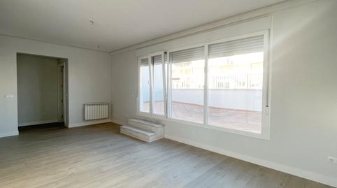 Photo 2 of Flat to rent in Calle de Cavanilles, 29, Pacífico, Madrid