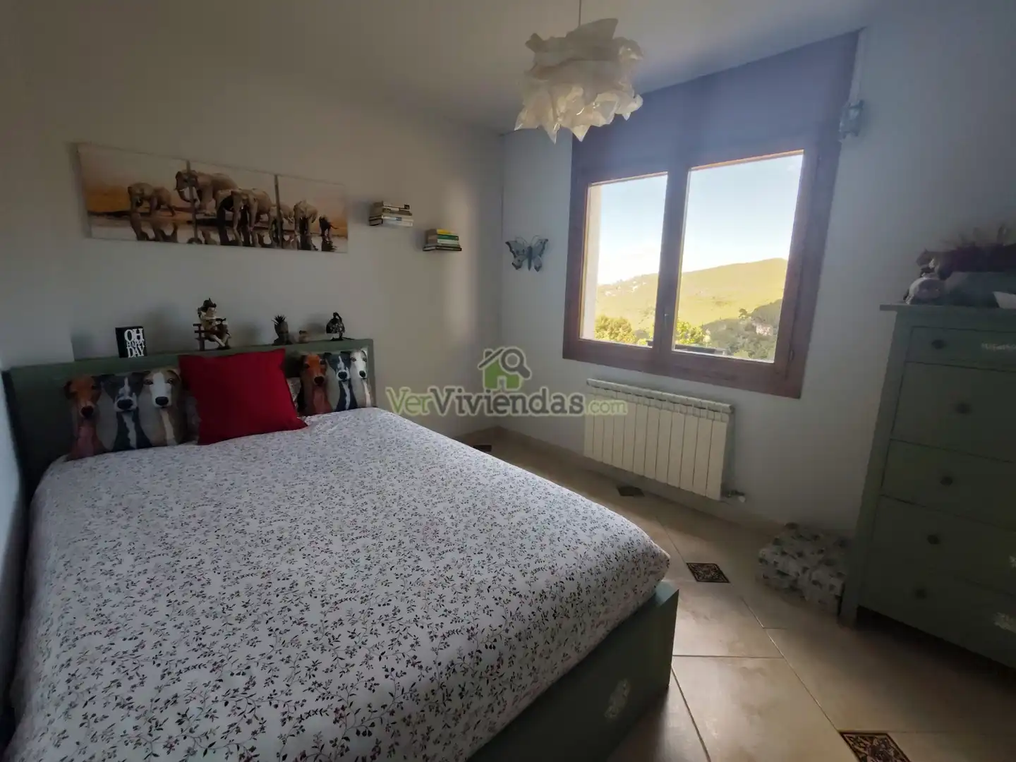 Dormitori de Casa o xalet en venda en Vallirana amb Calefacció, Jardí privat i Terrassa