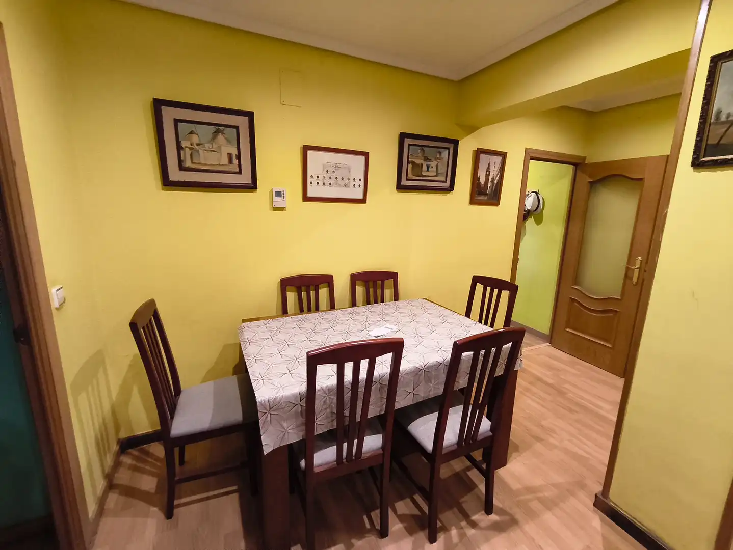 Flat for sale in Calle de Illescas, Aluche