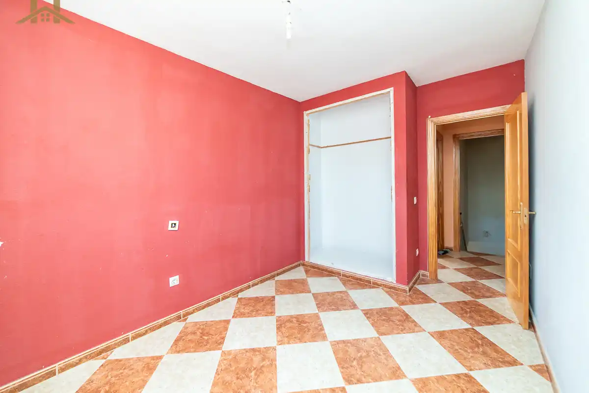 Schlafzimmer von Haus oder Chalet zum Verkauf in Santa Cruz del Retamar mit Klimaanlage, Heizung und Privatgarten