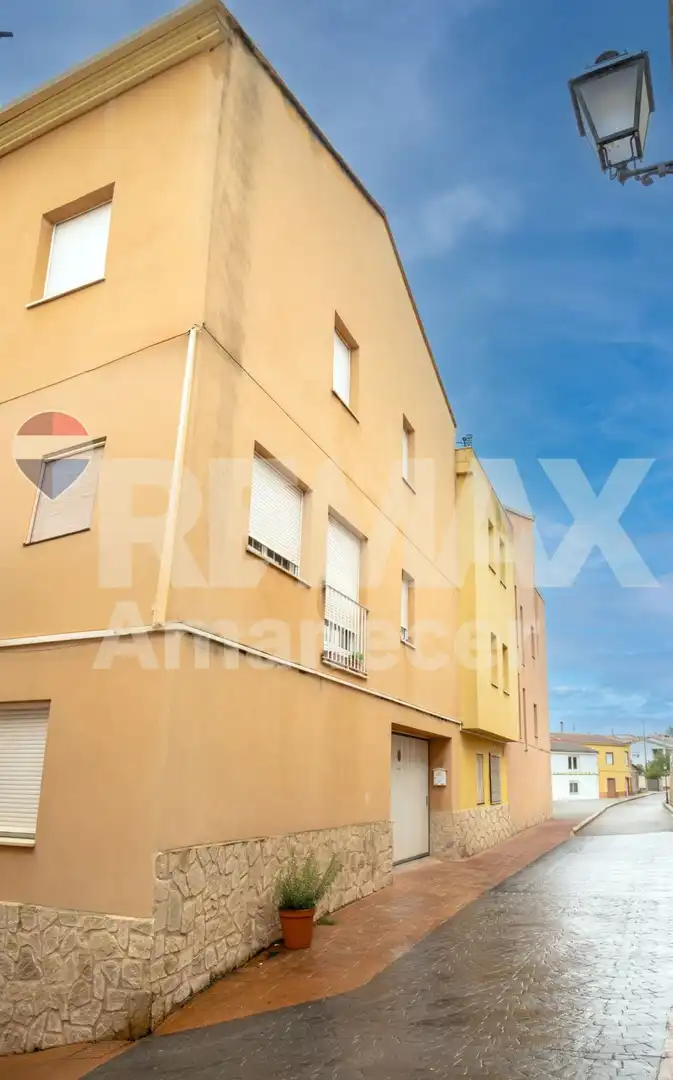 Vista exterior de Casa o chalet en venta en Alfafara con Terraza