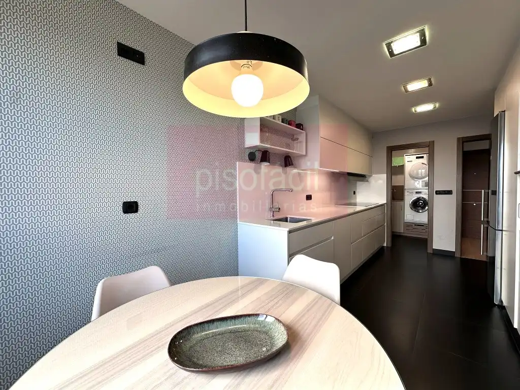 Kitchen of Flat for rent in Lugo