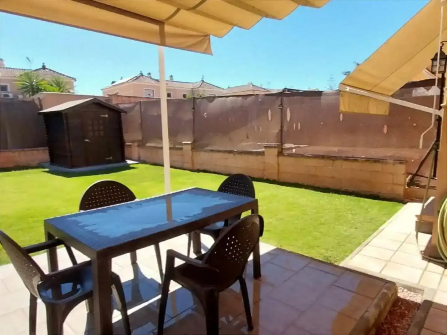 Jardí de Casa o xalet en venda en Espartinas amb Aire condicionat, Jardí privat i Traster