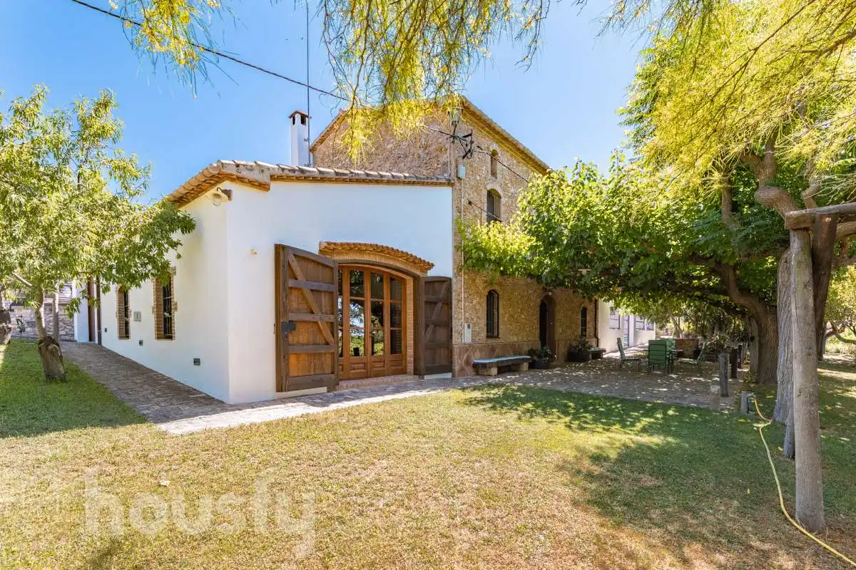 Vista exterior de Casa o chalet en venta en Castellví de la Marca con Jardín privado, Terraza y Trastero