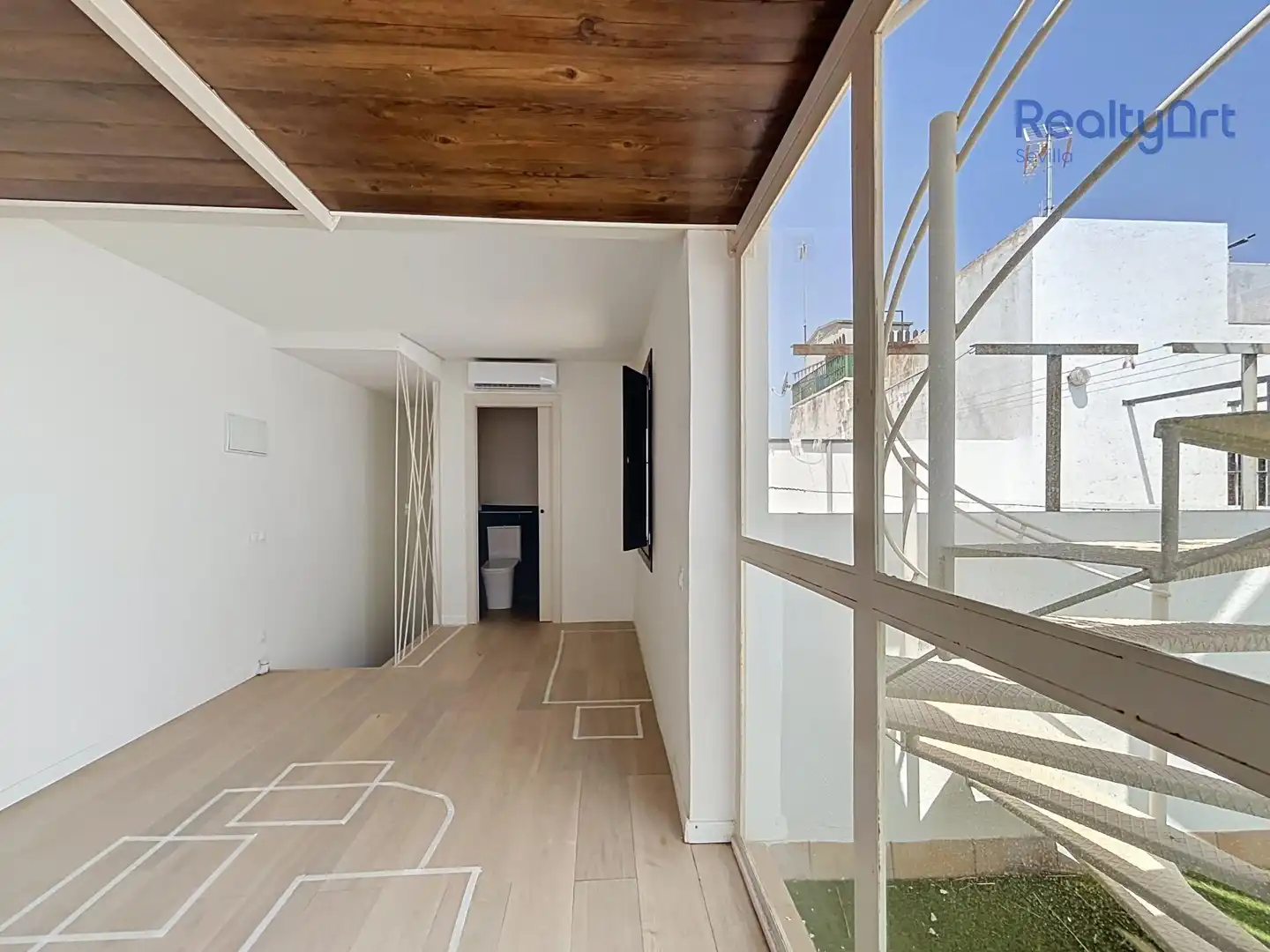 Terrassa de Dúplex en venda en Sevilla amb Aire condicionat, Calefacció i Terrassa