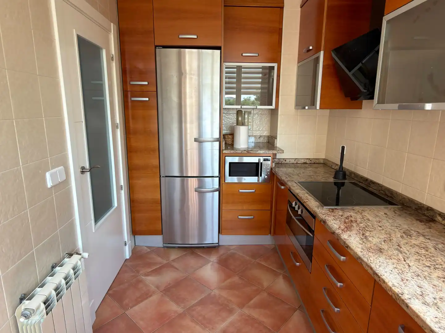 Kitchen of Flat for rent in Madrid  with Air Conditioner, Heating and Parquet flooring