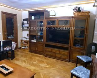Living room of Flat to rent in Salamanca Capital  with Heating, Parquet flooring and Terrace