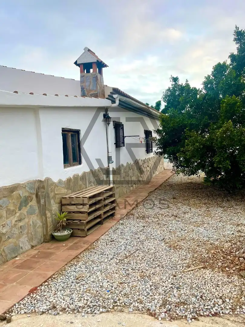 Casa rústica amb piscina en venda a almendrilo, imagen 4