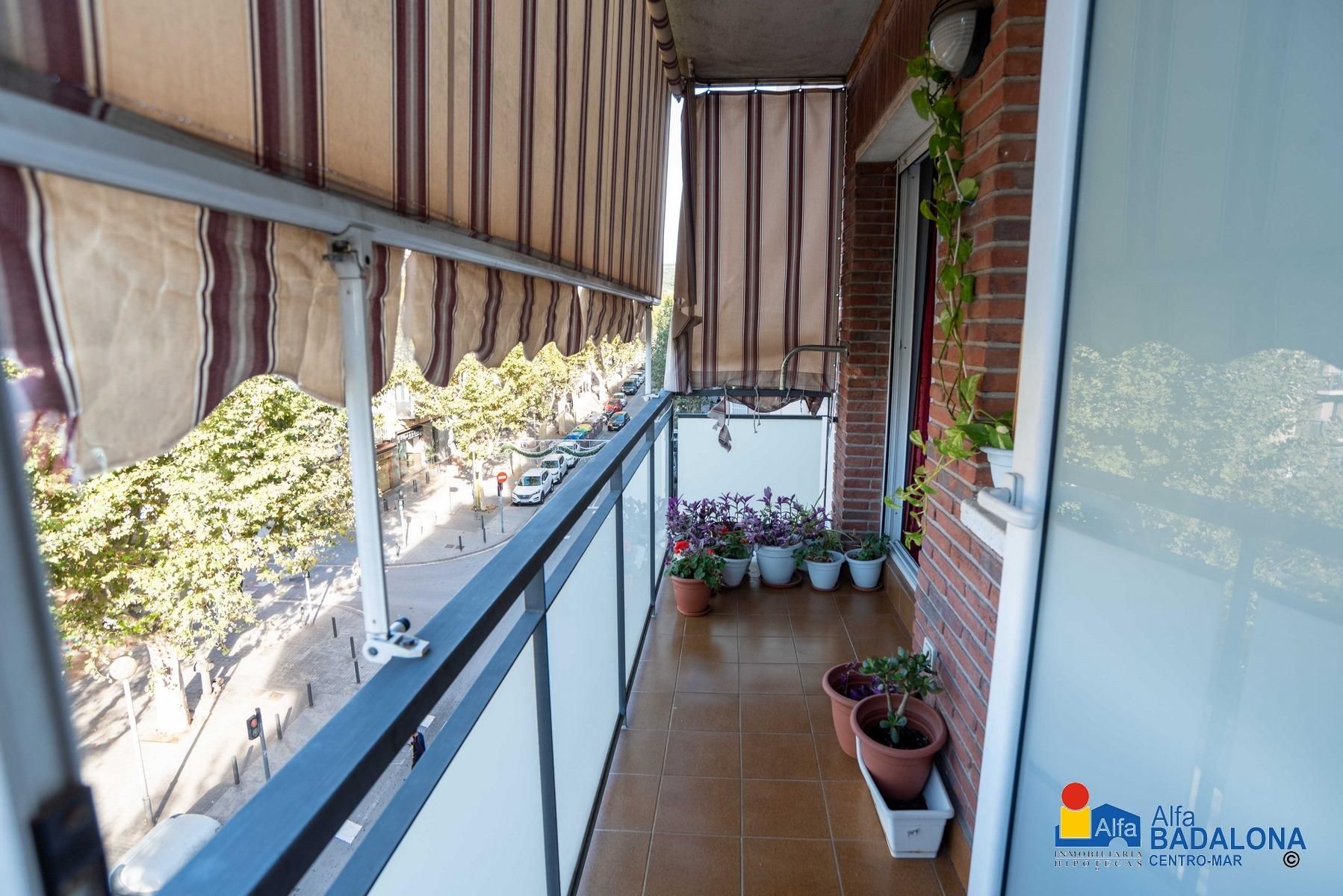 Balcony of Flat for sale in Badalona  with Heating and Balcony