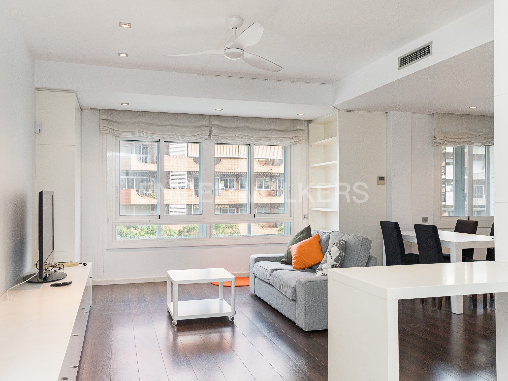 Vista exterior de Apartament en venda en  Barcelona Capital amb Aire condicionat, Calefacció i Parquet