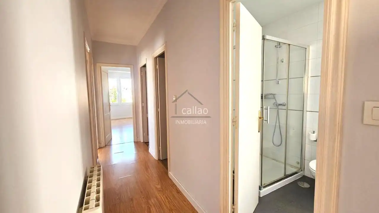 Bedroom of Flat for rent in Ferrol  with Heating and Storage room