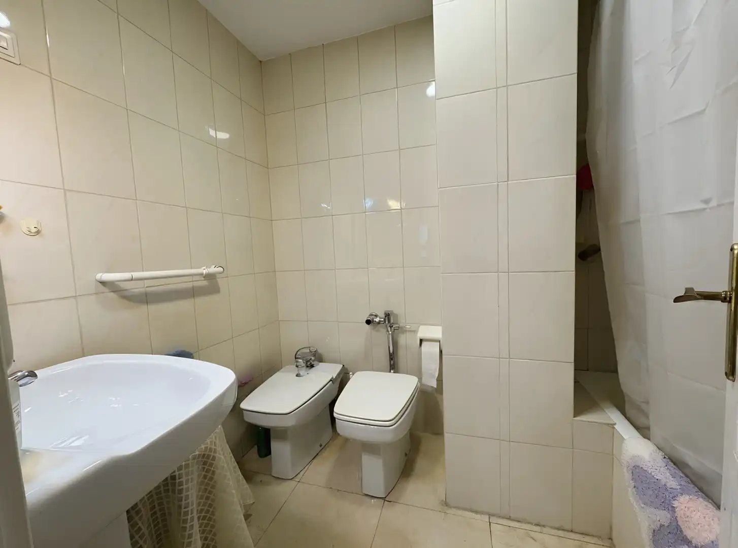 Baño de Piso en venta en Getxo  con Calefacción, Terraza y Trastero