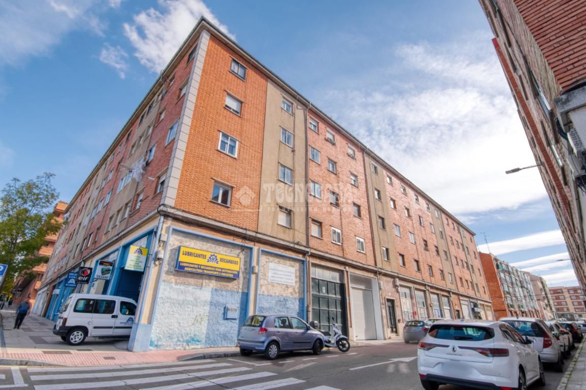 Vista exterior de Piso en venta en Salamanca Capital con Calefacción