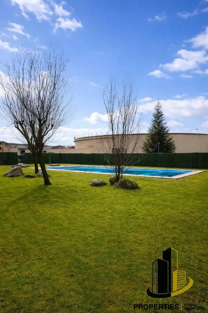 Schwimmbecken von Wohnung zum Verkauf in Guijuelo