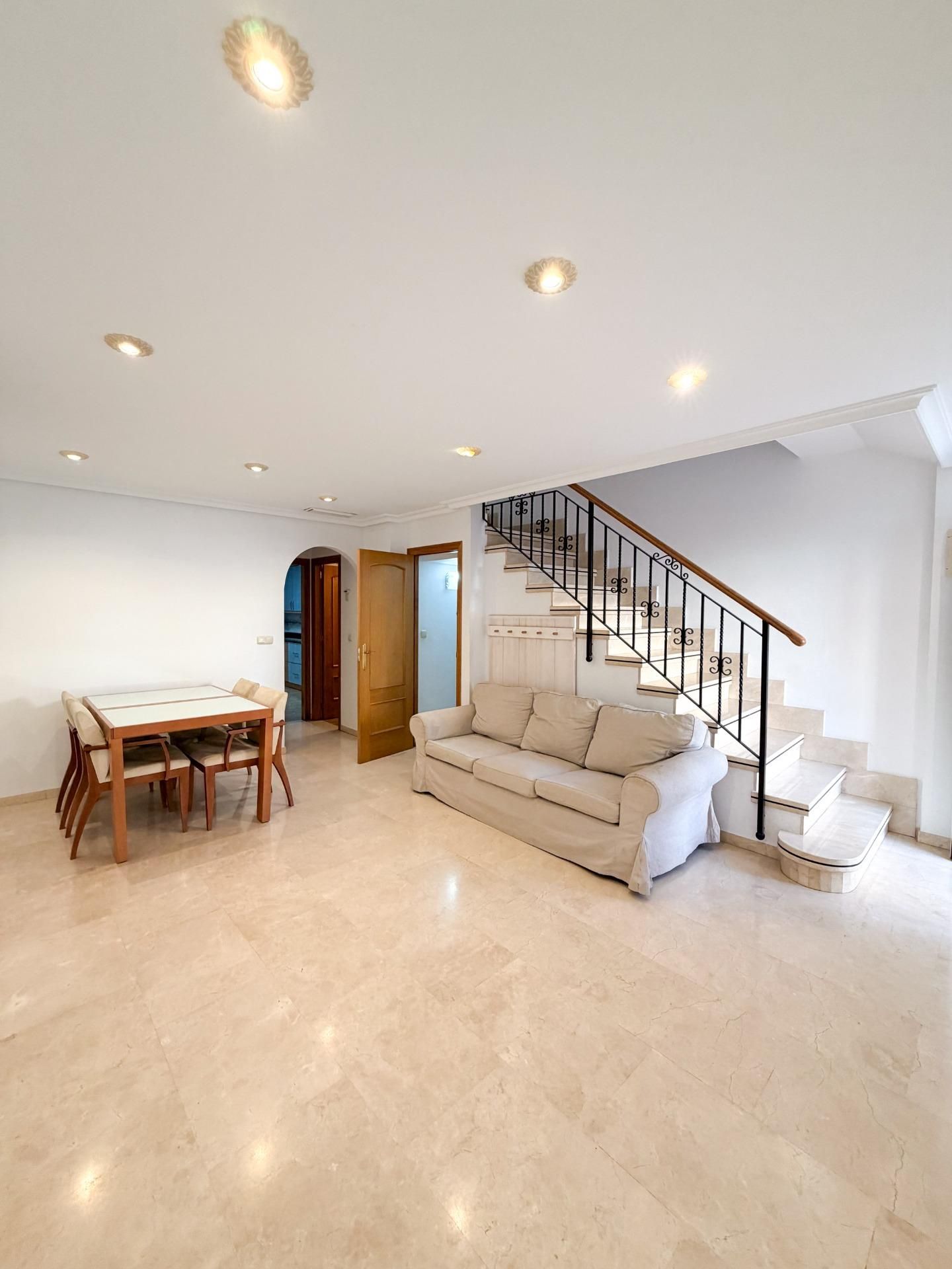 Sala d'estar de Casa o xalet en venda en Elche / Elx amb Aire condicionat, Calefacció i Terrassa