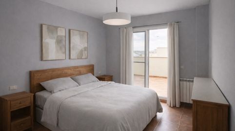 Foto 3 de Casa adosada en venta en Plaça del Pilar, Avenida de Abril - 9 de Octubre, Sagunto / Sagunt