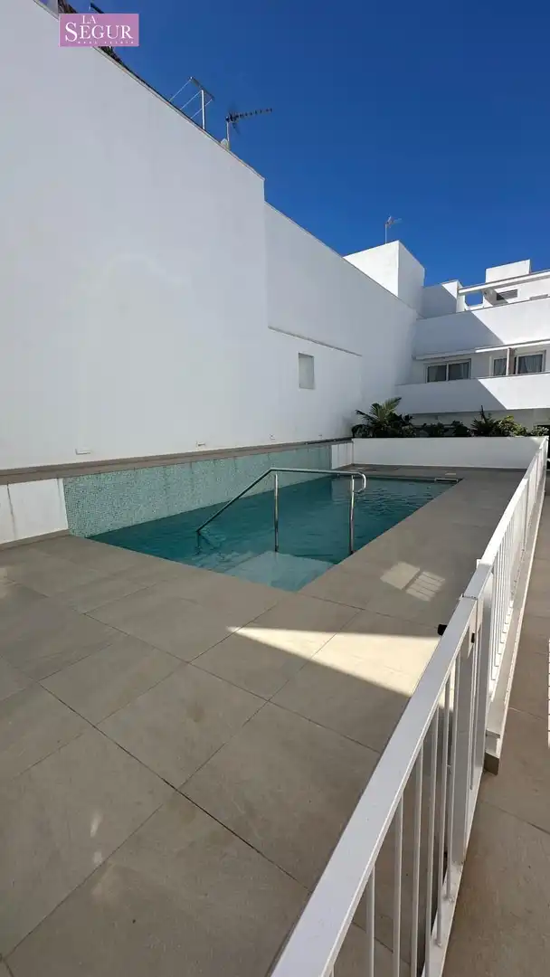Swimming pool of Ground floor for sale in Conil de la Frontera  with Terrace, Furnished and Community pool
