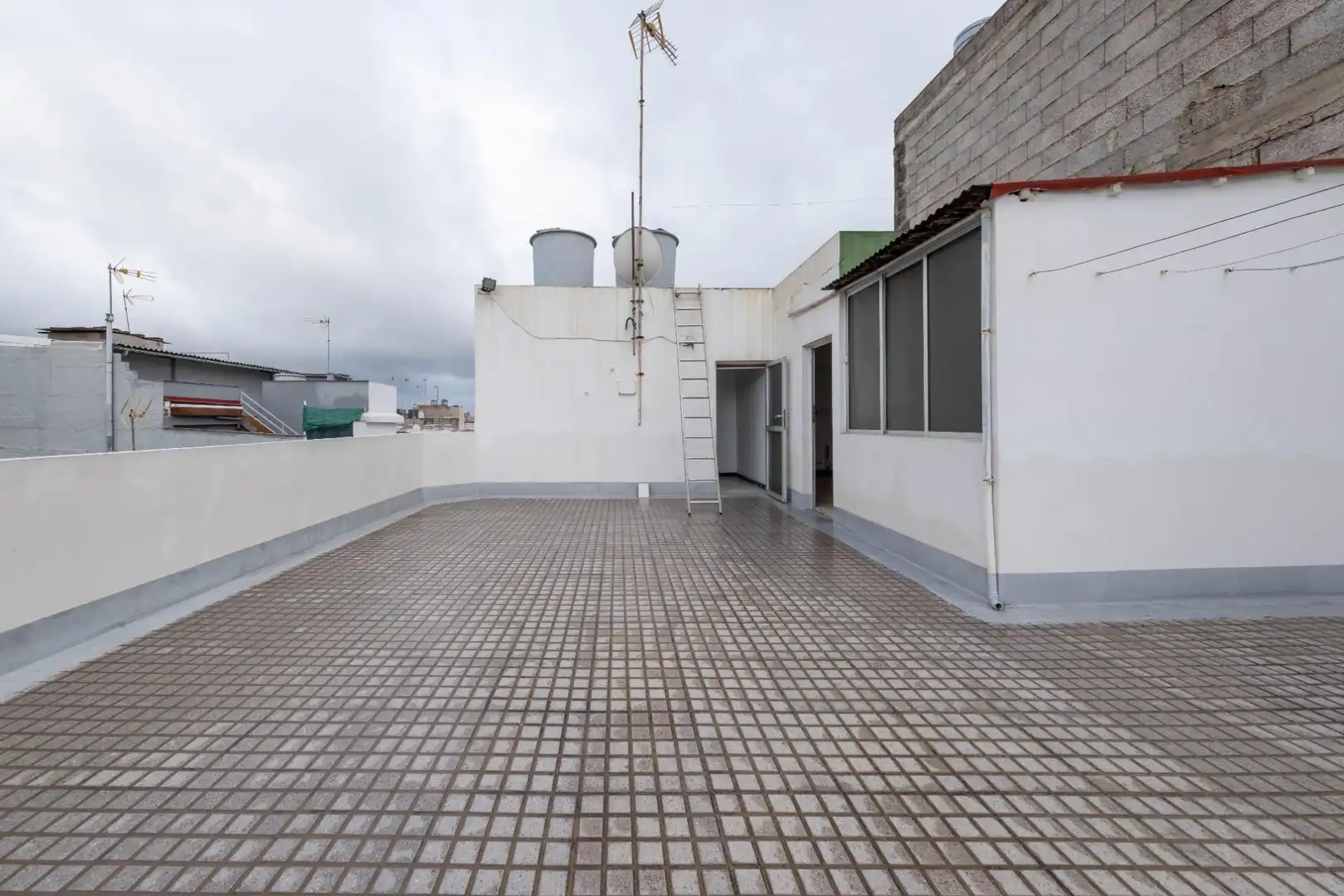 Terraza de Casa o chalet en venta en Las Palmas de Gran Canaria con Terraza y Jacuzzi