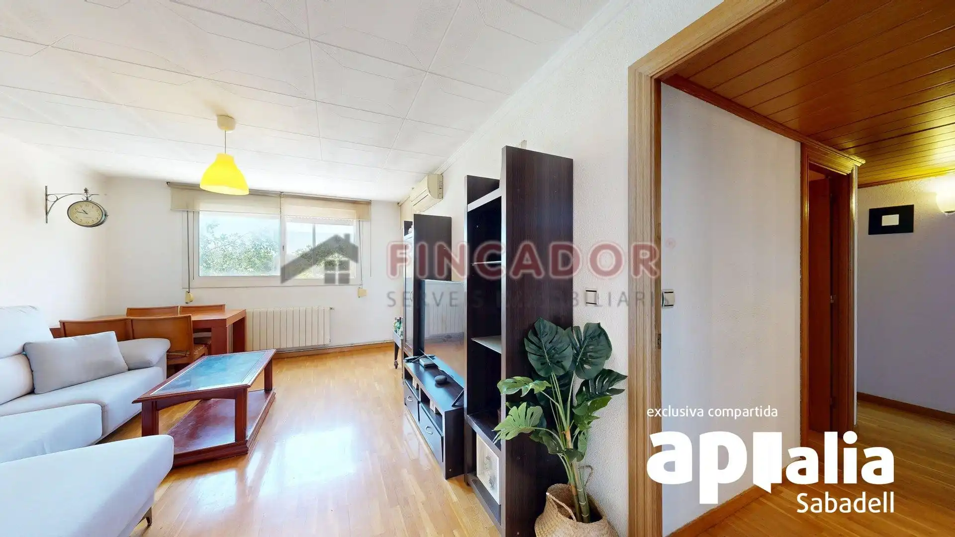 Habitación de Piso en venta en Badia del Vallès con Aire acondicionado, Calefacción y Parquet